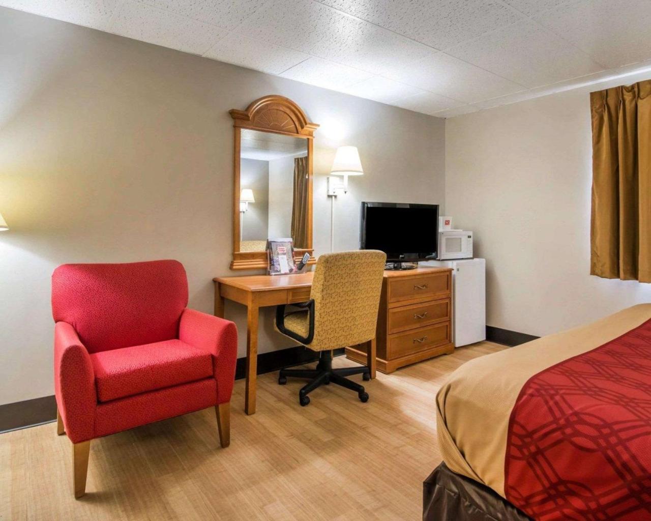 Econo Lodge Нью-Палц Экстерьер фото